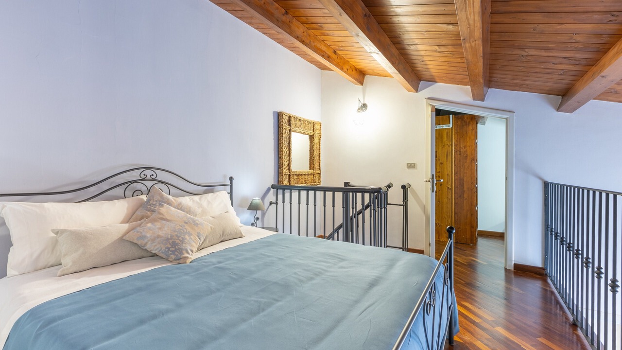 Photo of Bedroom in Acate