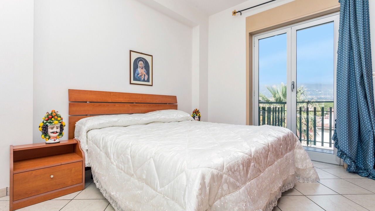 Photo of Bedroom in Fondachello