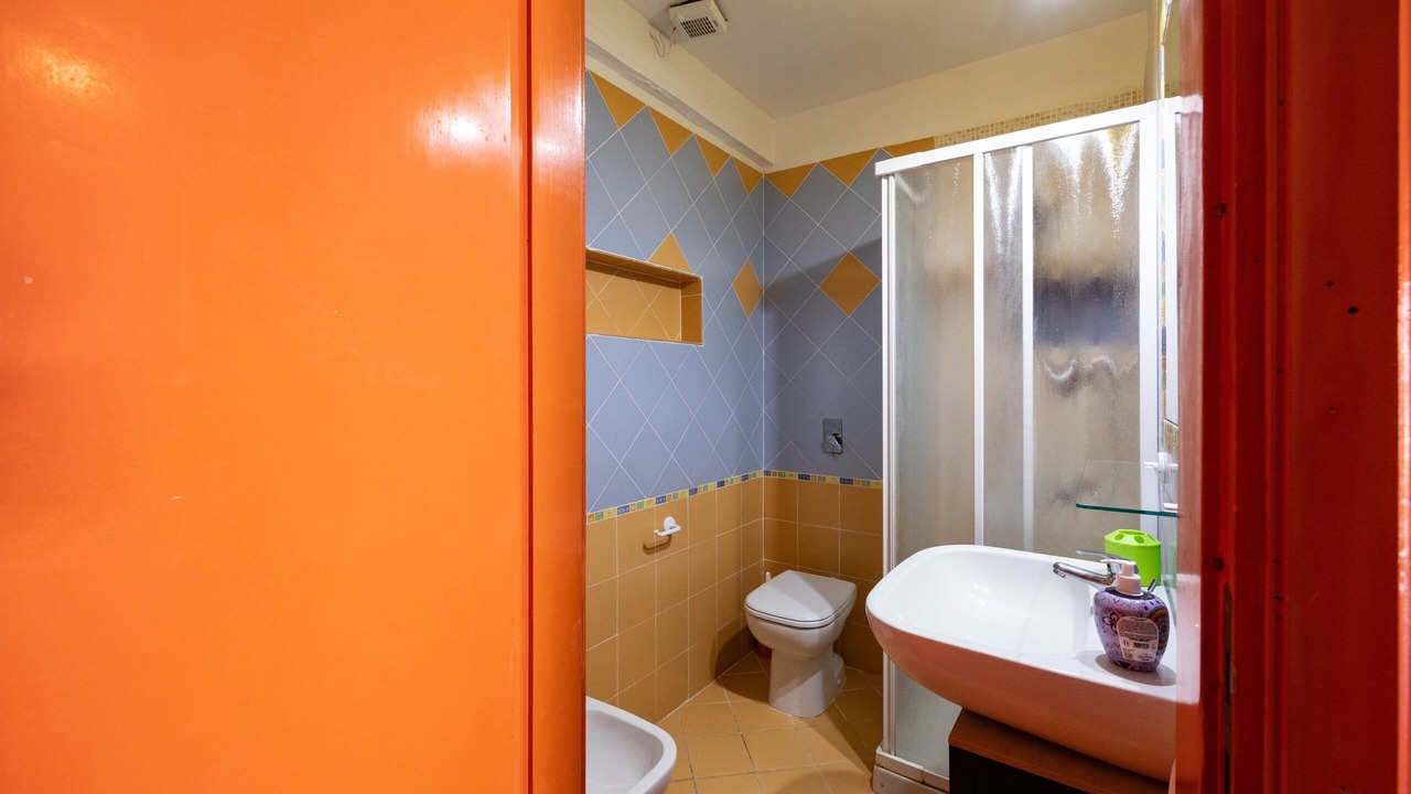 Photo of Bathroom in Oliveri