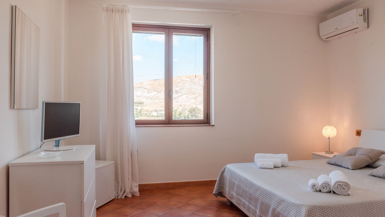Photo of Bedroom in Montallegro