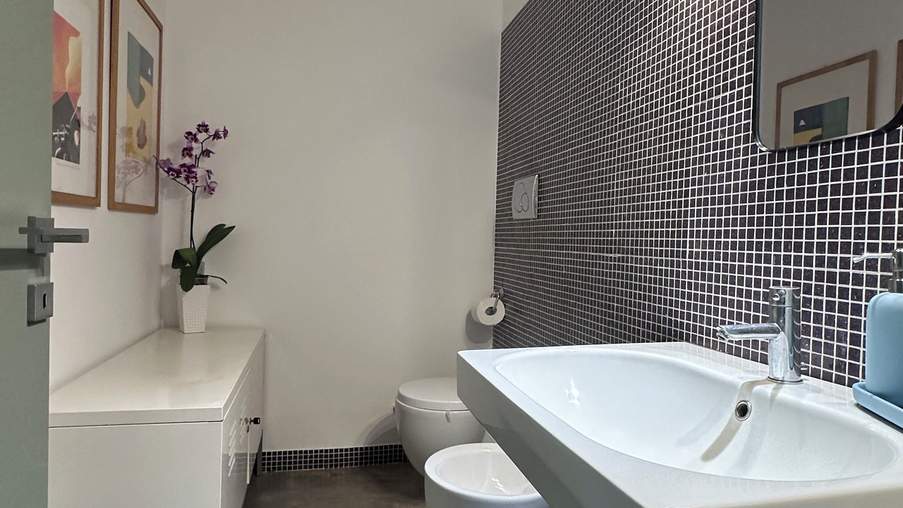 Photo of Bathroom in Picanello-Ognina-Barriera-Canalicchio