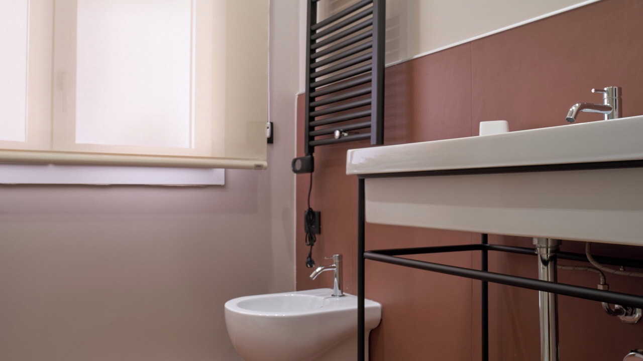 Photo of Bathroom in Gela