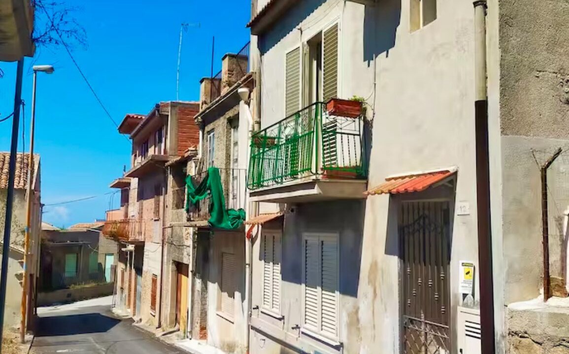 Photo of Outdoor in Furnari
