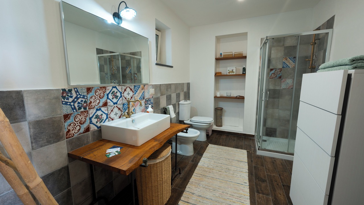 Photo of Bathroom in Puntalazzo