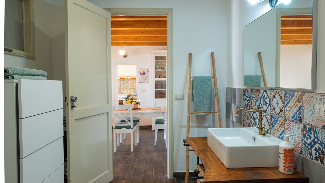 Photo of Bathroom in Puntalazzo