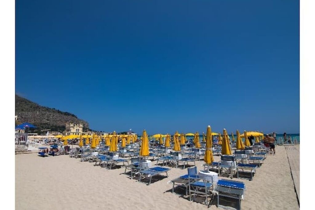 Photo of Others in Mondello