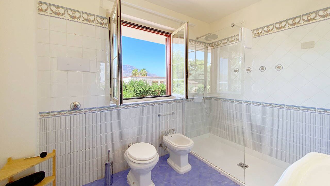 Photo of Bathroom in Palermo