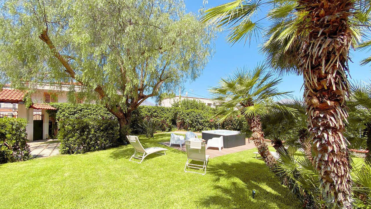Photo of Outdoor in Palermo