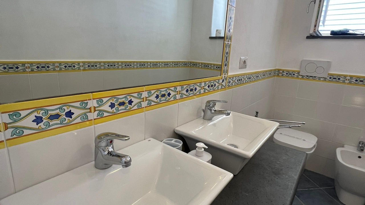 Photo of Bathroom in Lipari Historic Centre