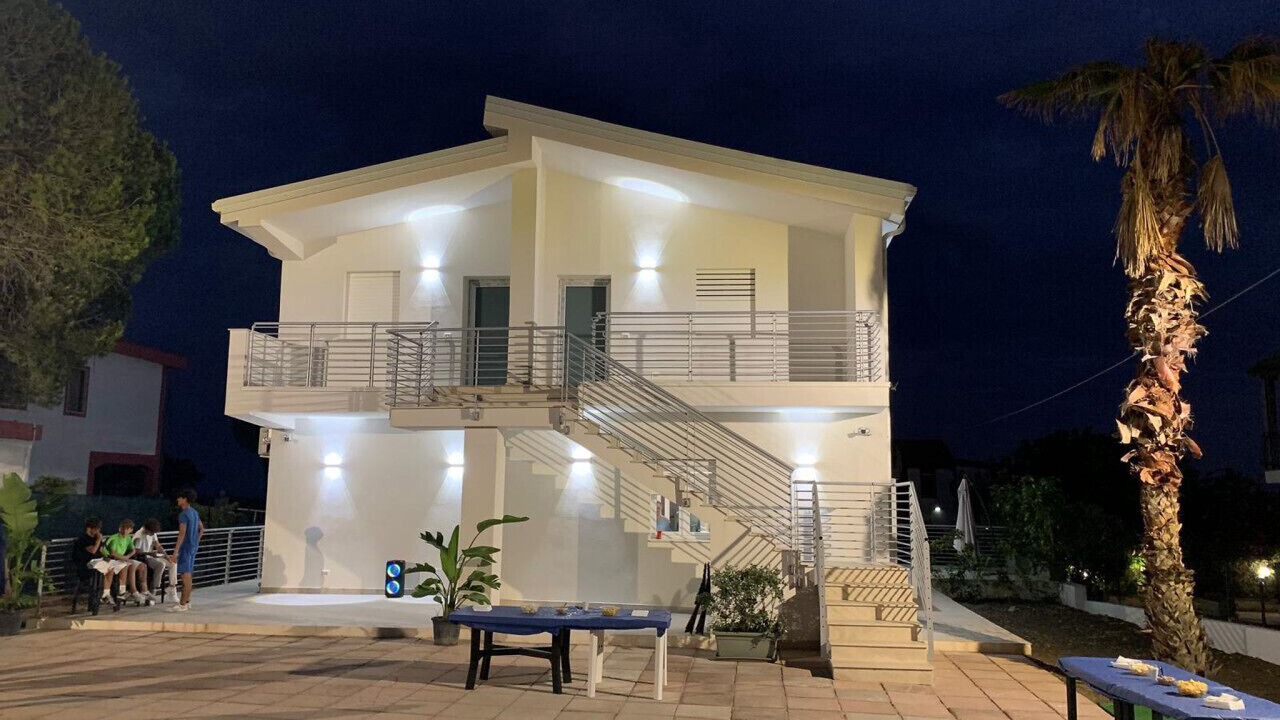 Photo of Patio Balcony in Butera