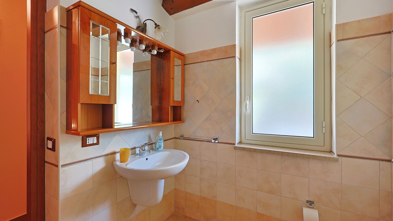 Photo of Bathroom in Patti
