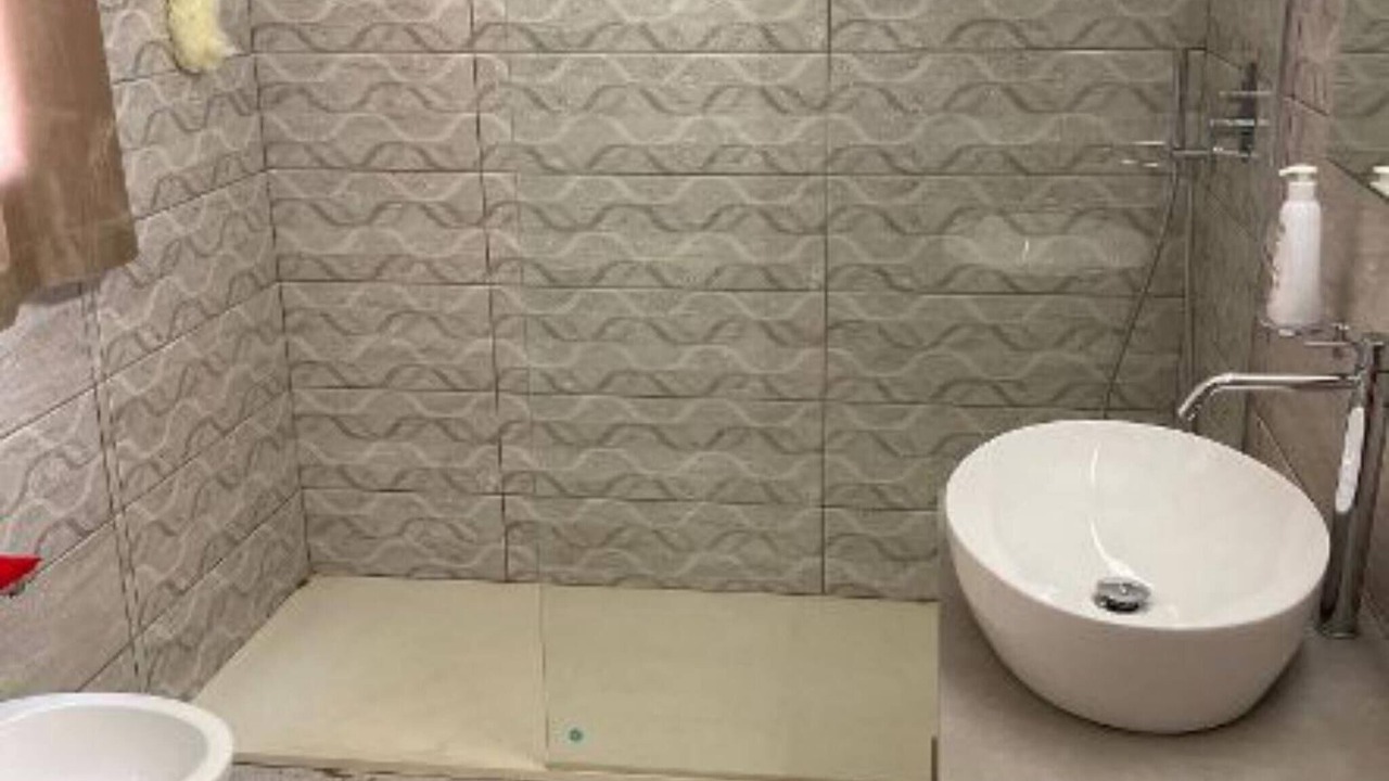 Photo of Bathroom in Avola