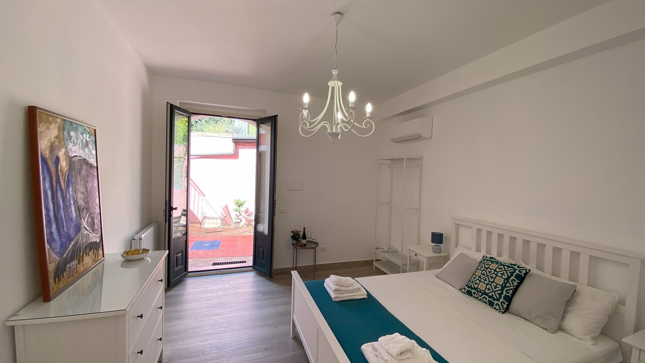 Photo of Bedroom in Milo