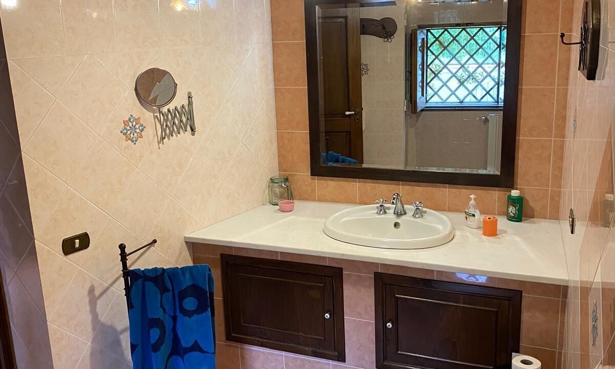 Photo of Bathroom in Milo