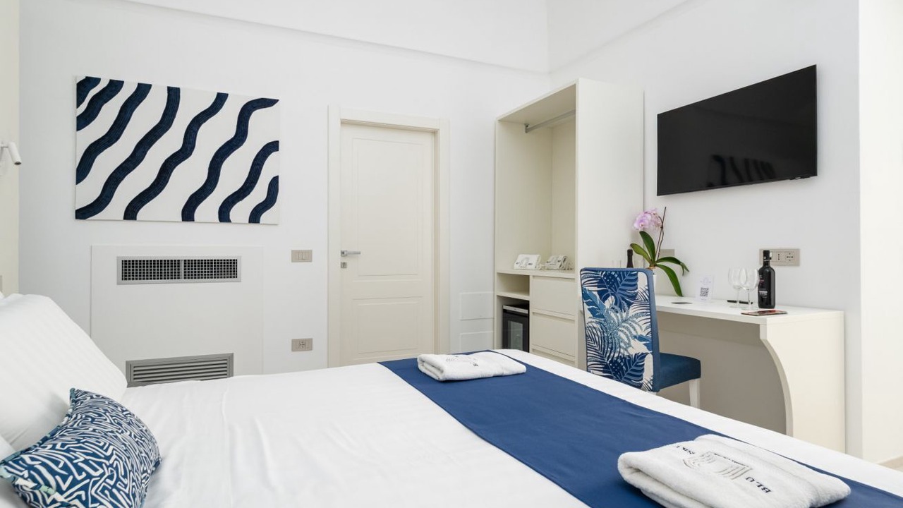 Photo of Bedroom in Meta