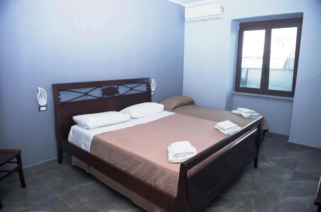 Photo of Bedroom in Naples