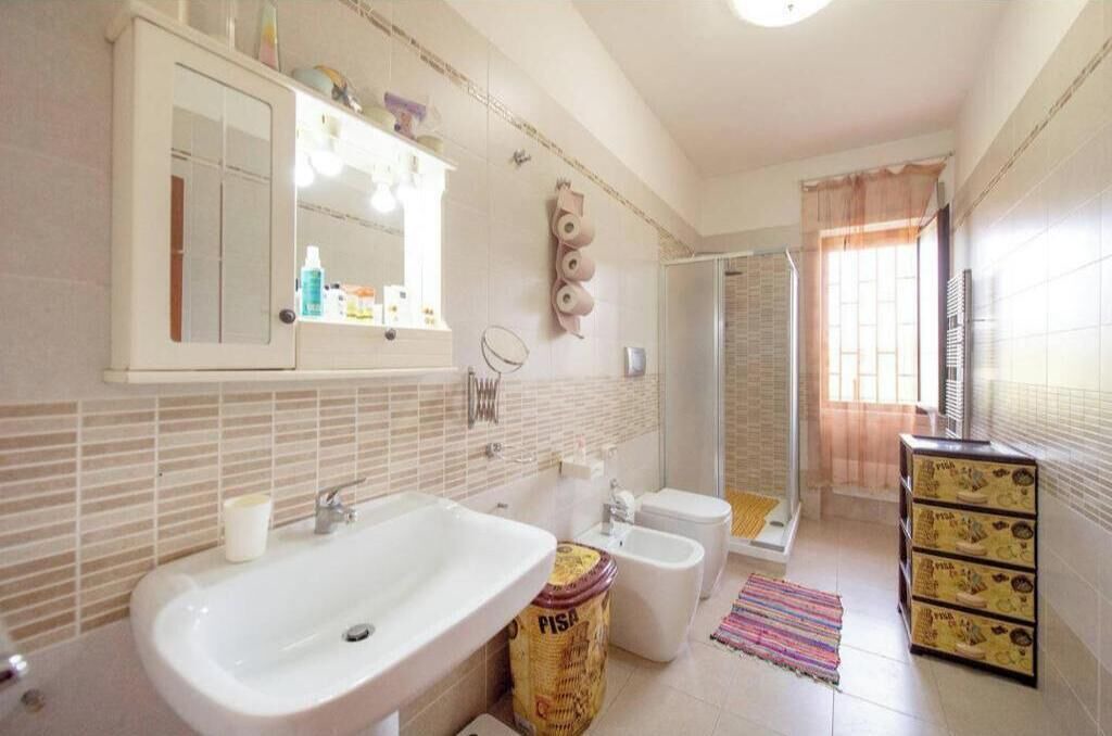 Photo of Bathroom in Naples