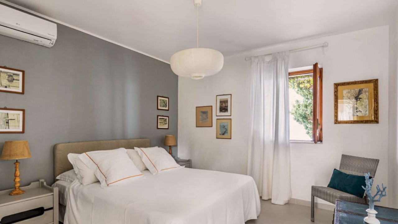 Photo of Bedroom in Costa Saracena-Castelluccio