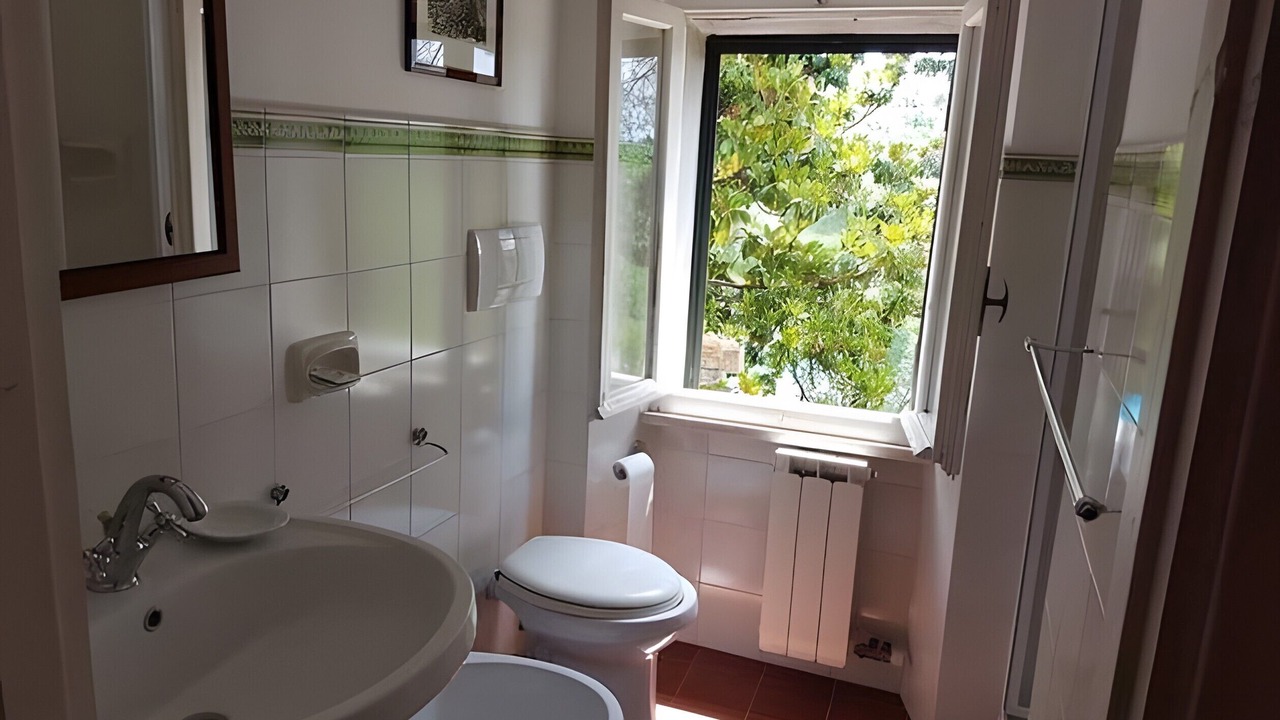 Photo of Bathroom in Tivoli