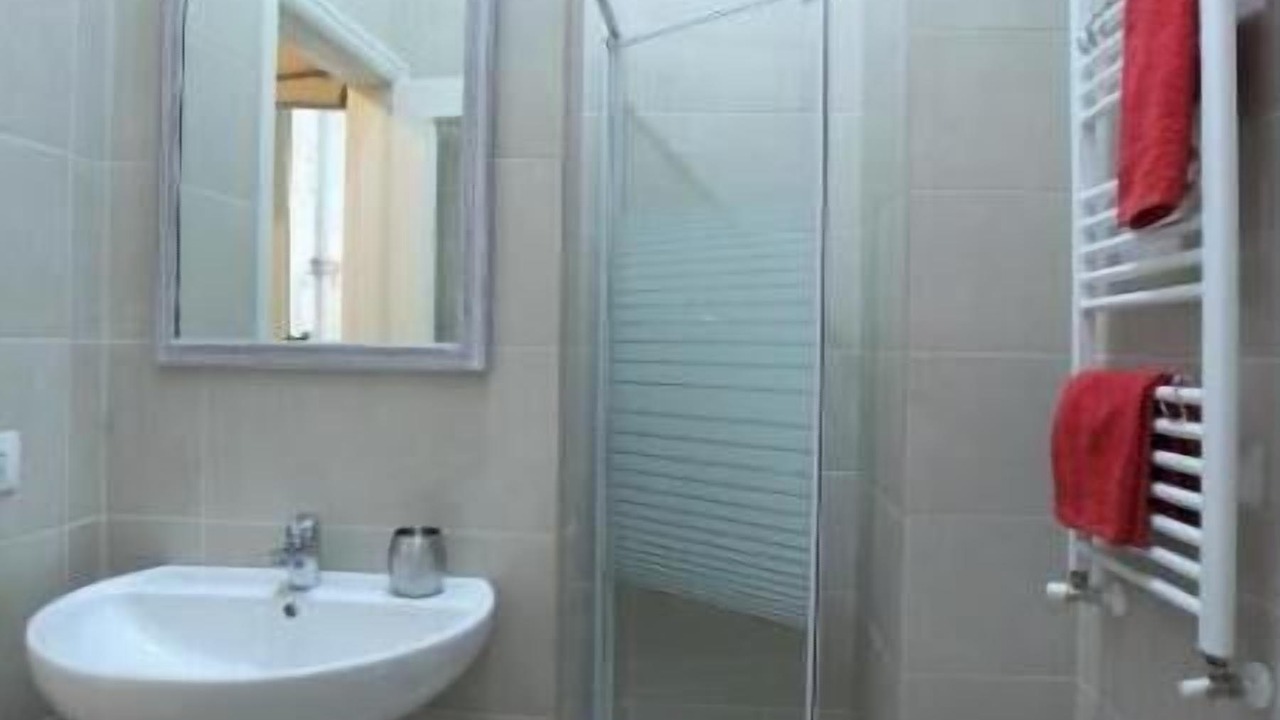 Photo of Bathroom in Historical Center