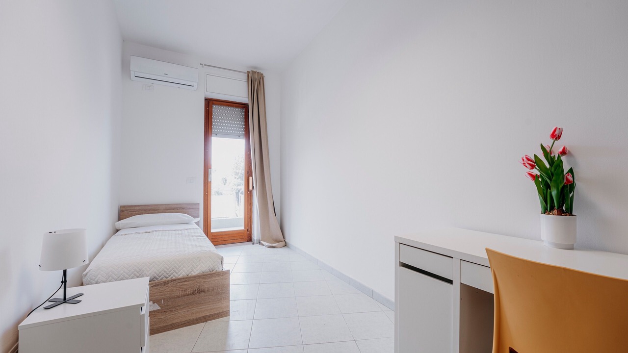 Photo of Bedroom in Tiche