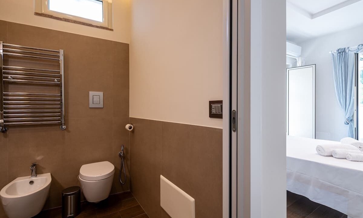 Photo of Bathroom in Bacoli