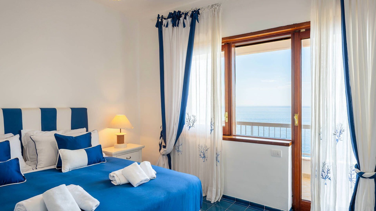 Photo of Bedroom in Sirenuse