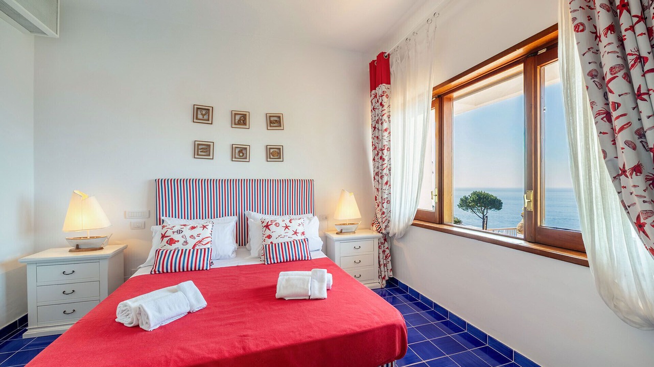 Photo of Bedroom in Sirenuse