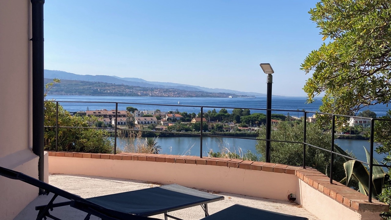 Photo of Patio Balcony in Capo Peloro