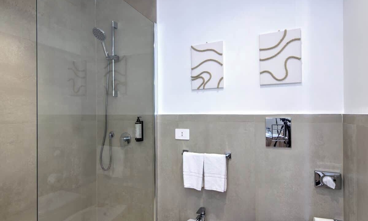 Photo of Bathroom in Carini