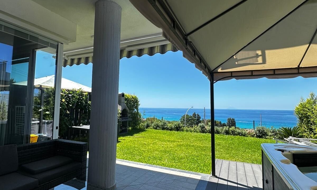 Photo of Patio Balcony in Marina di Zambrone