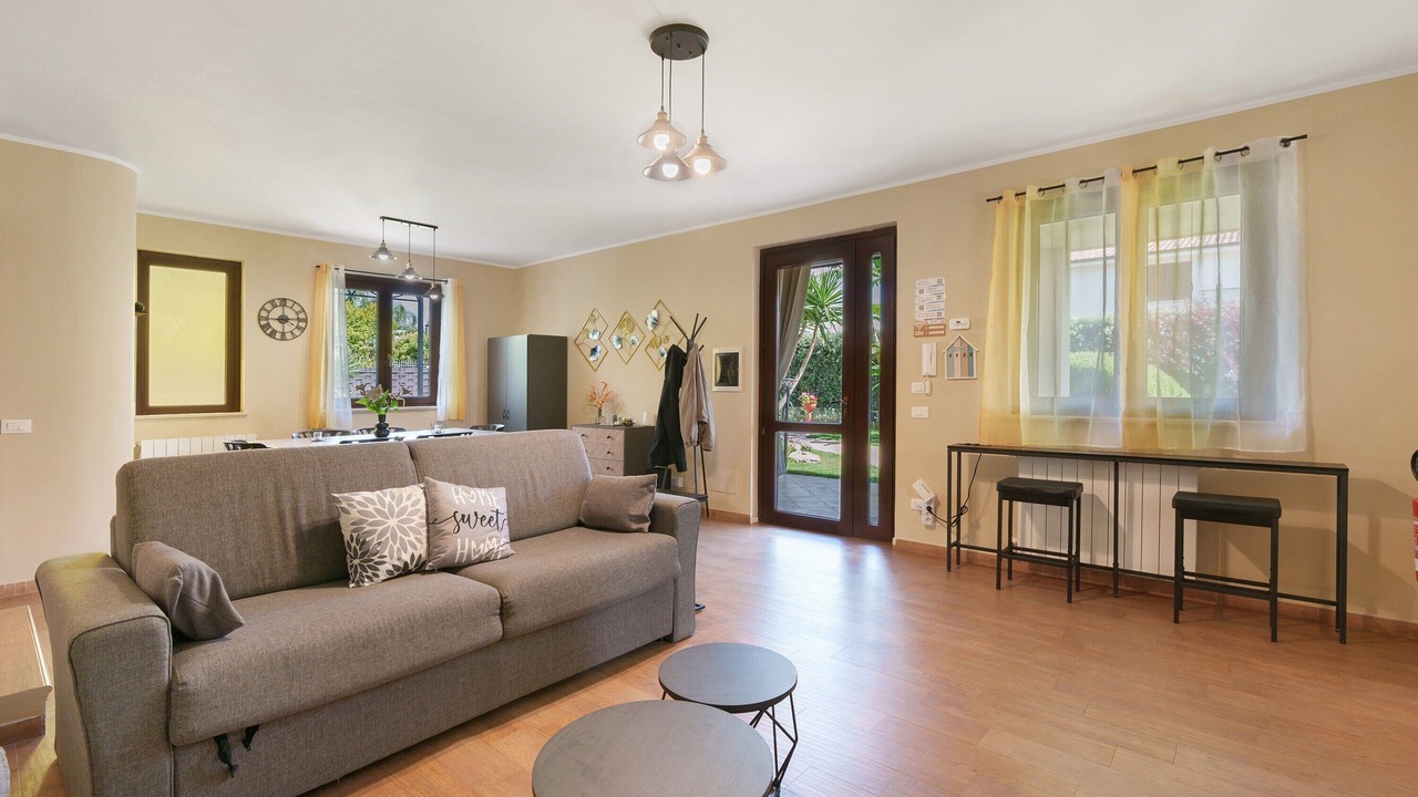 Photo of Livingroom in Citta del Mare