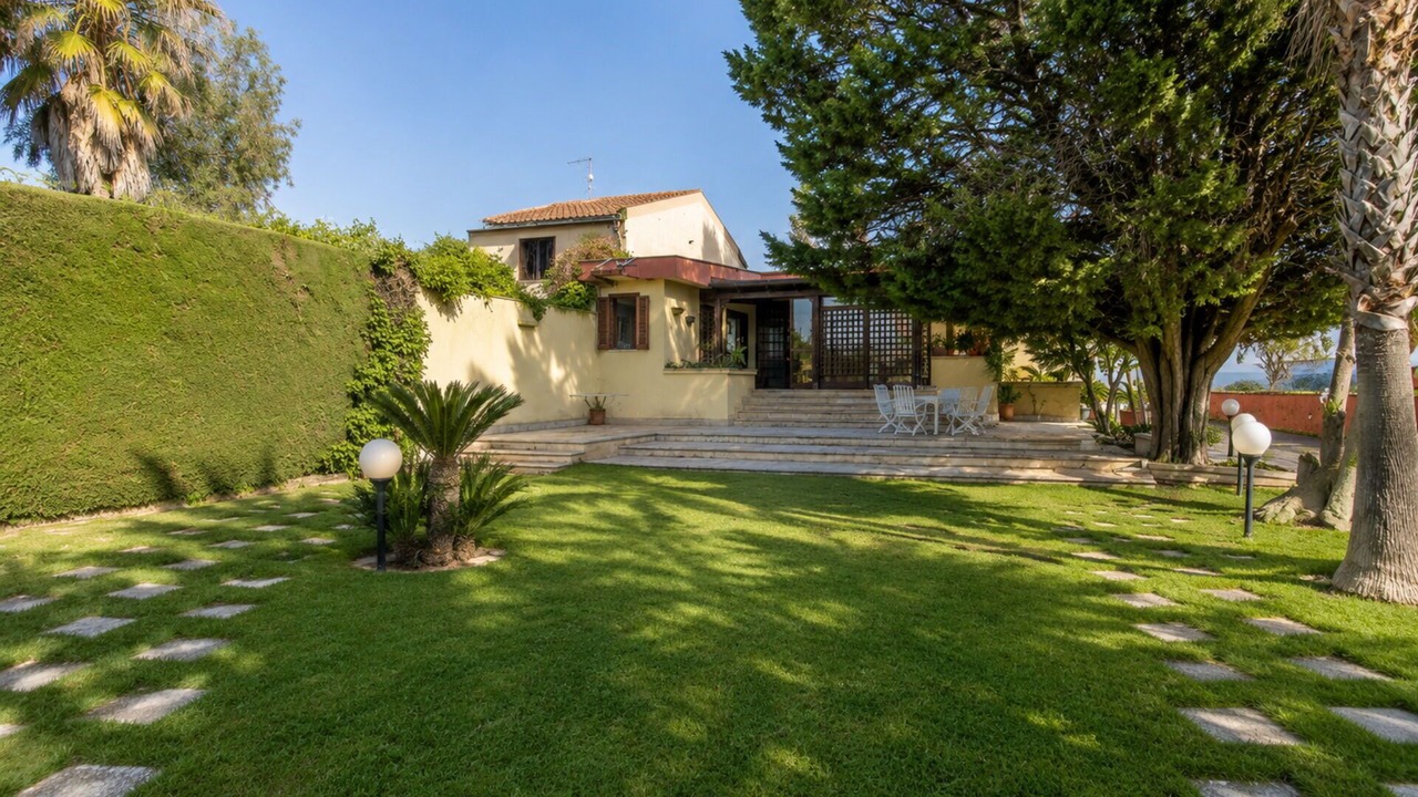 Photo of Outdoor in Comiso