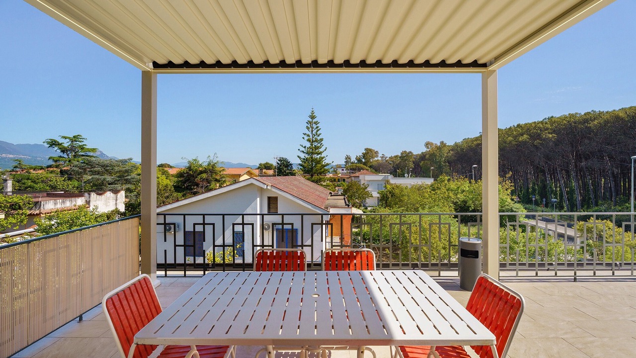 Photo of Outdoor in Laura