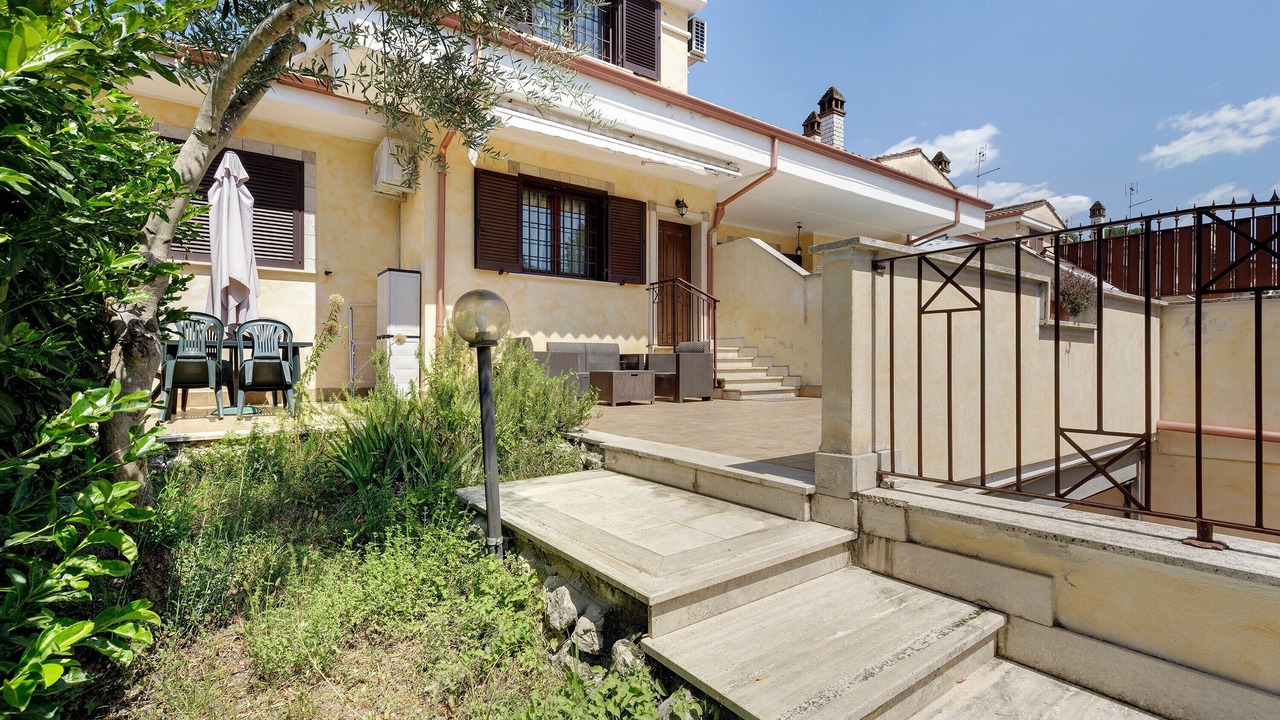 Photo of Patio Balcony in Guidonia Montecelio