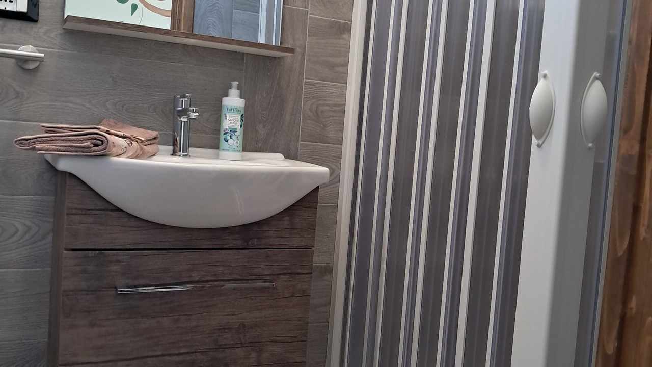 Photo of Bathroom in Laino Borgo