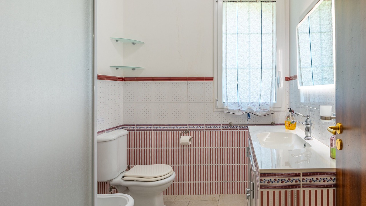 Photo of Bathroom in Arenella