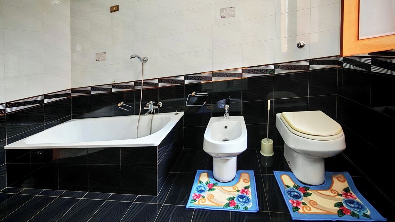 Photo of Bathroom in Cinquefrondi