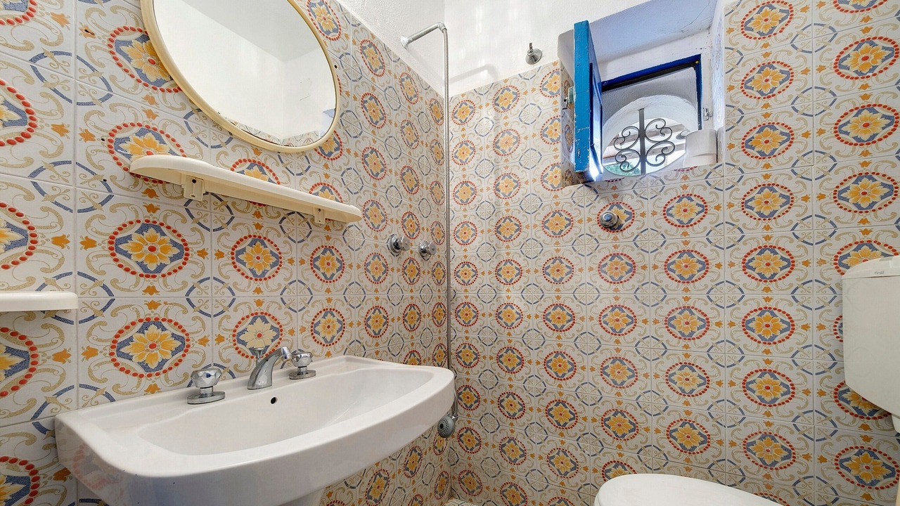 Photo of Bathroom in Lingua