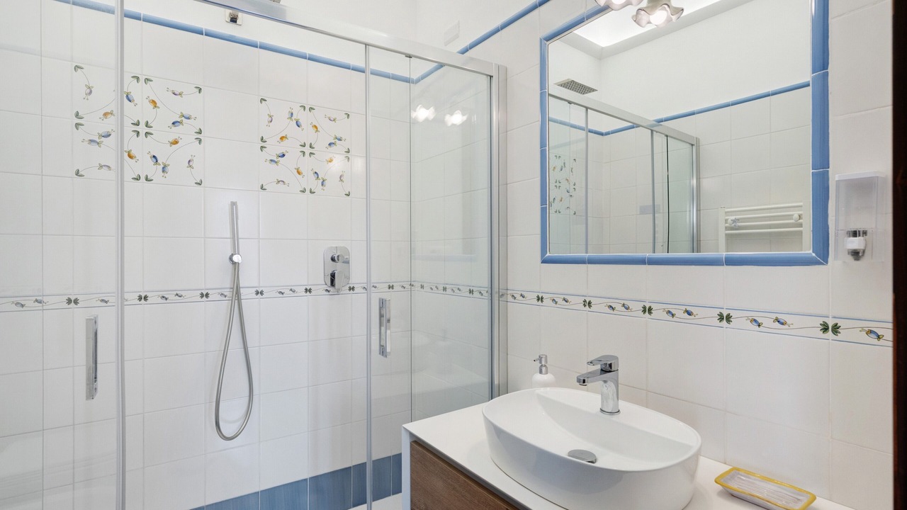 Photo of Bathroom in Castiglione