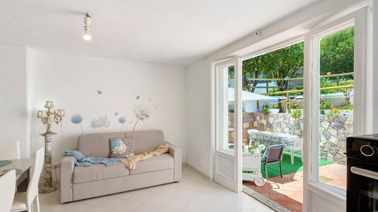 Photo of Livingroom in Forio