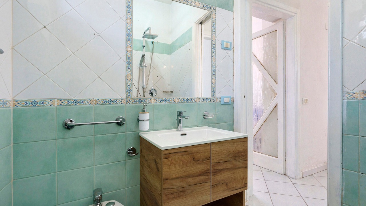 Photo of Bathroom in Forio