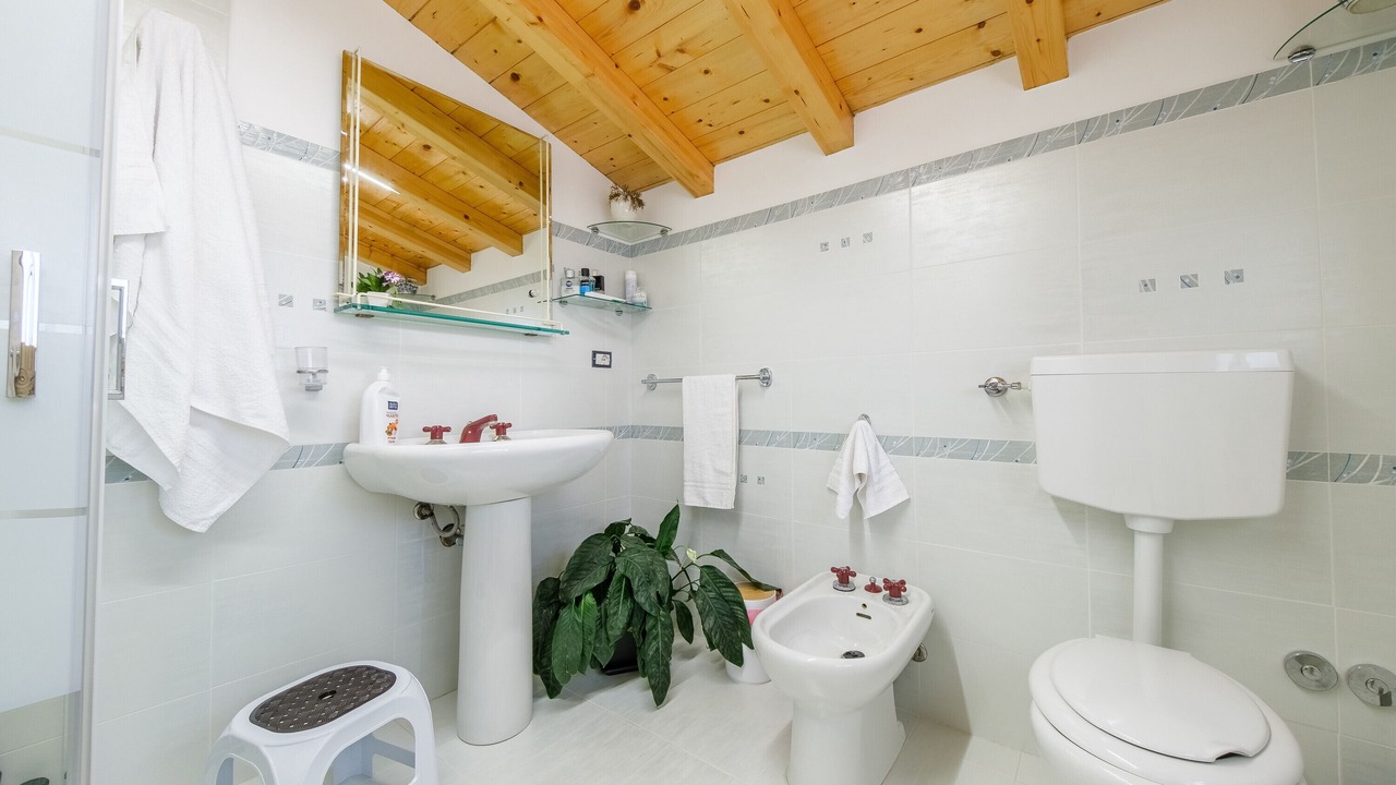 Photo of Bathroom in Pace del Mela