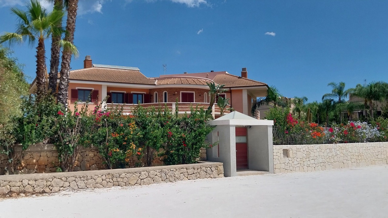 Photo of Outdoor in Tiche