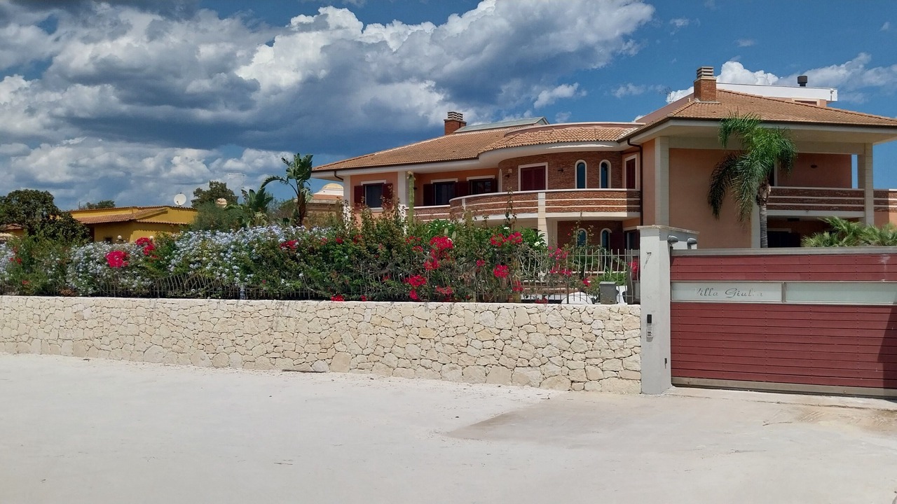 Photo of Outdoor in Tiche