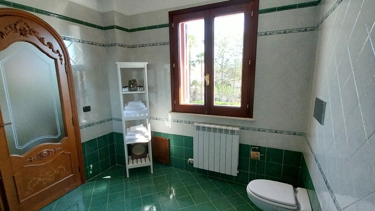 Photo of Bathroom in Epipoli
