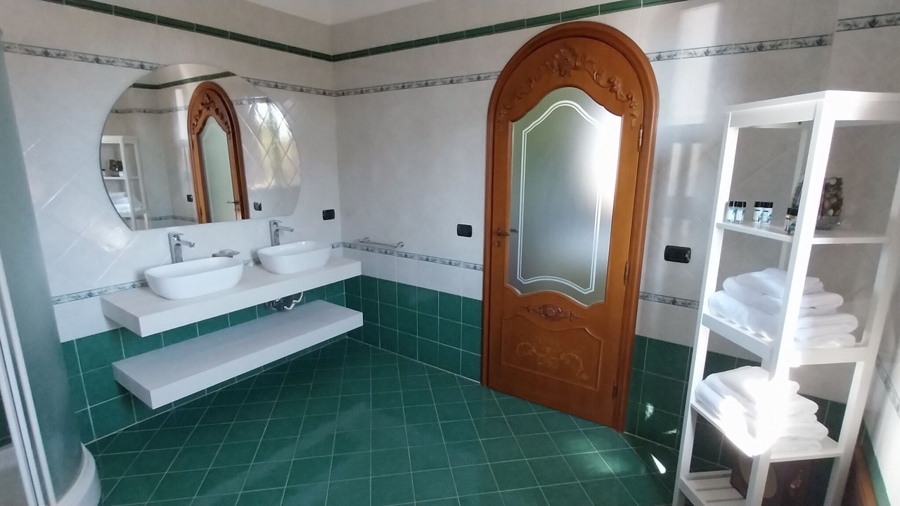 Photo of Bathroom in Epipoli