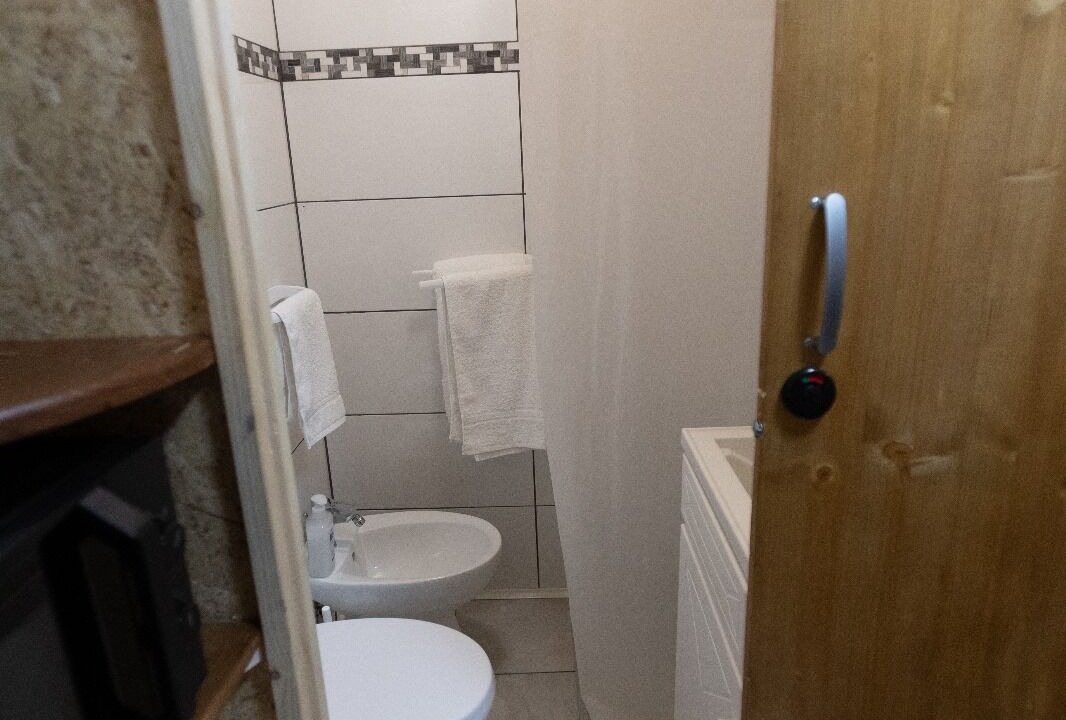 Photo of Bathroom in Contrada Pantano d'Arci
