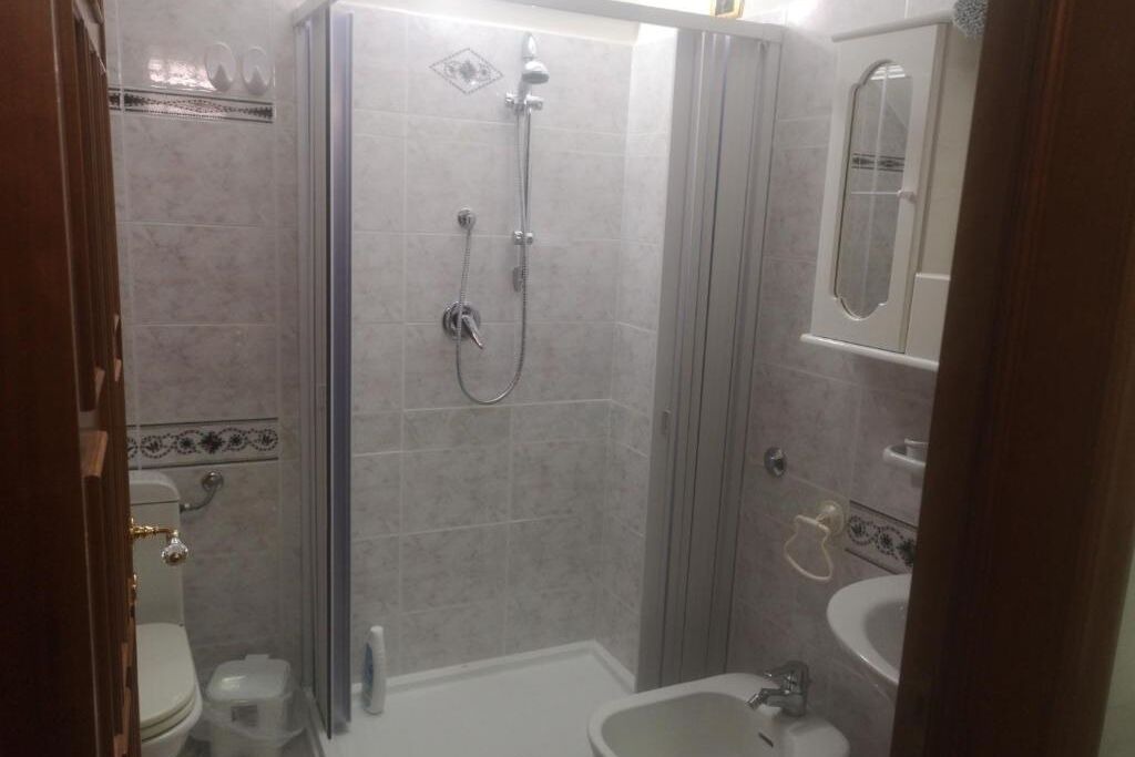 Photo of Bathroom in Regalbuto