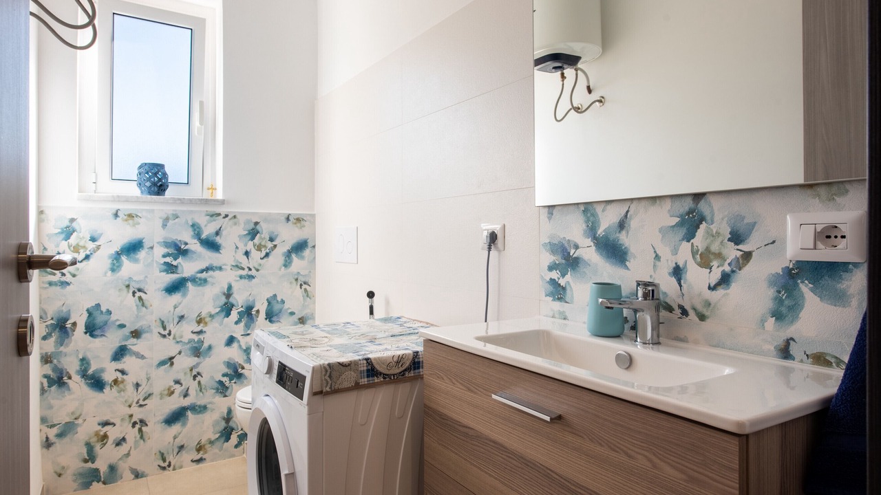 Photo of Bathroom in Lascari